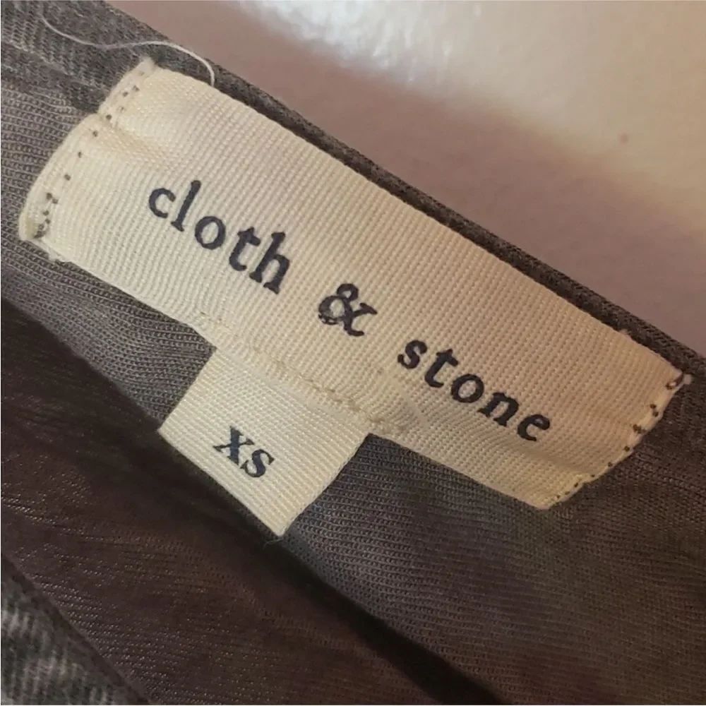 Cloth & Stone Romper - Picture 3 of 3